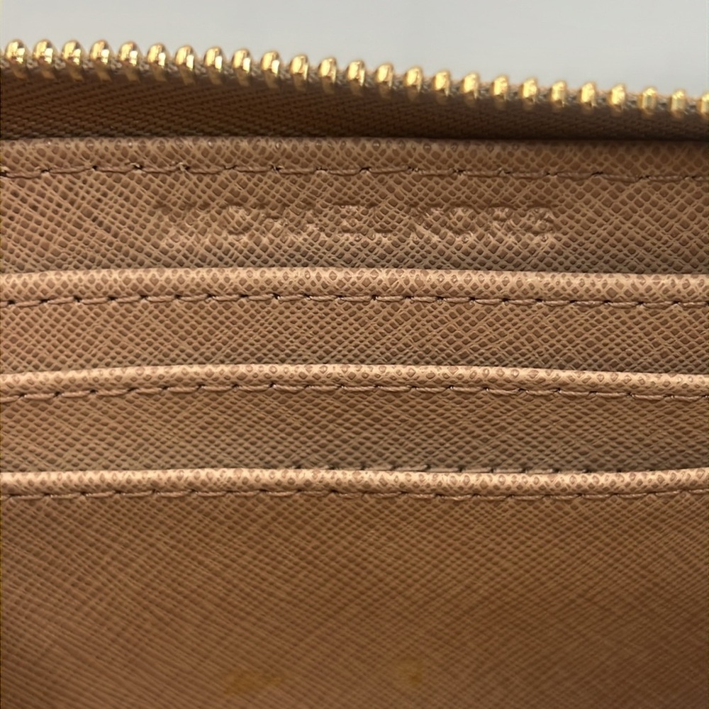 Michael Kors Snake Print Wallet jet set - Picture 6 of 15